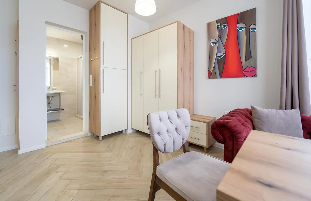 Wow Studios For Rent - Bul Montevideo 25A - B-1